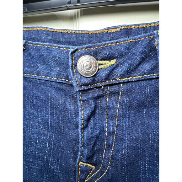 True Religion Becky  Jeans Size 32 Excellent Used Condition - Picture 4 of 11